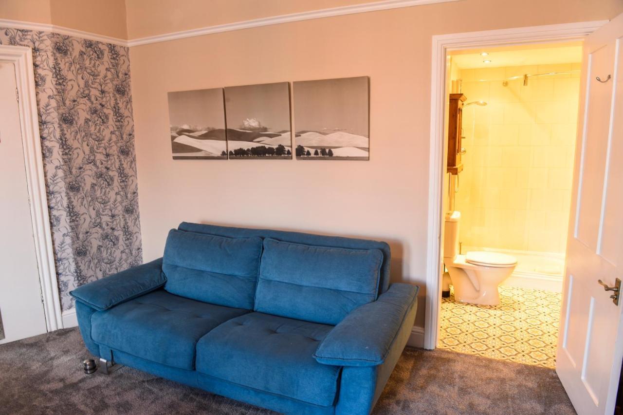 Bed and Breakfast Hillcrest Вітбі Екстер'єр фото