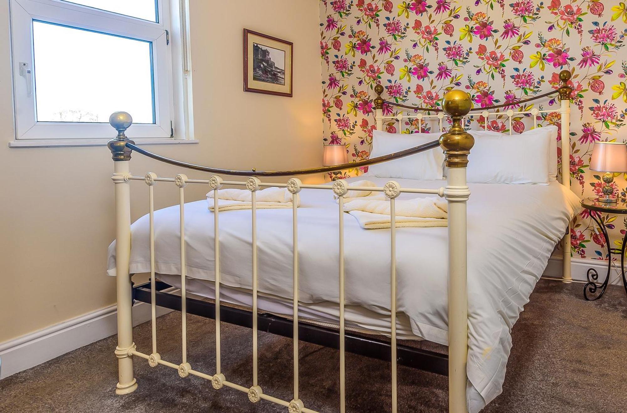 Bed and Breakfast Hillcrest Вітбі Екстер'єр фото