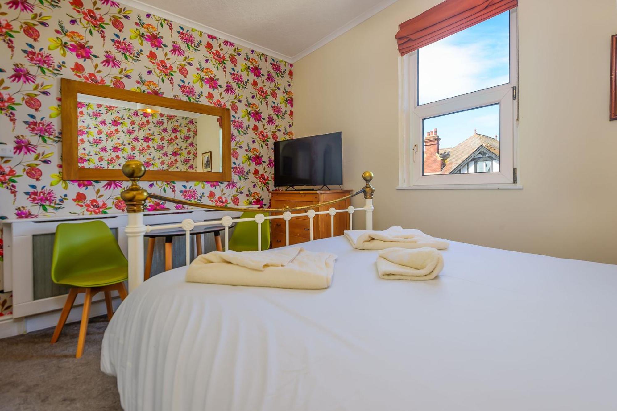 Bed and Breakfast Hillcrest Вітбі Екстер'єр фото