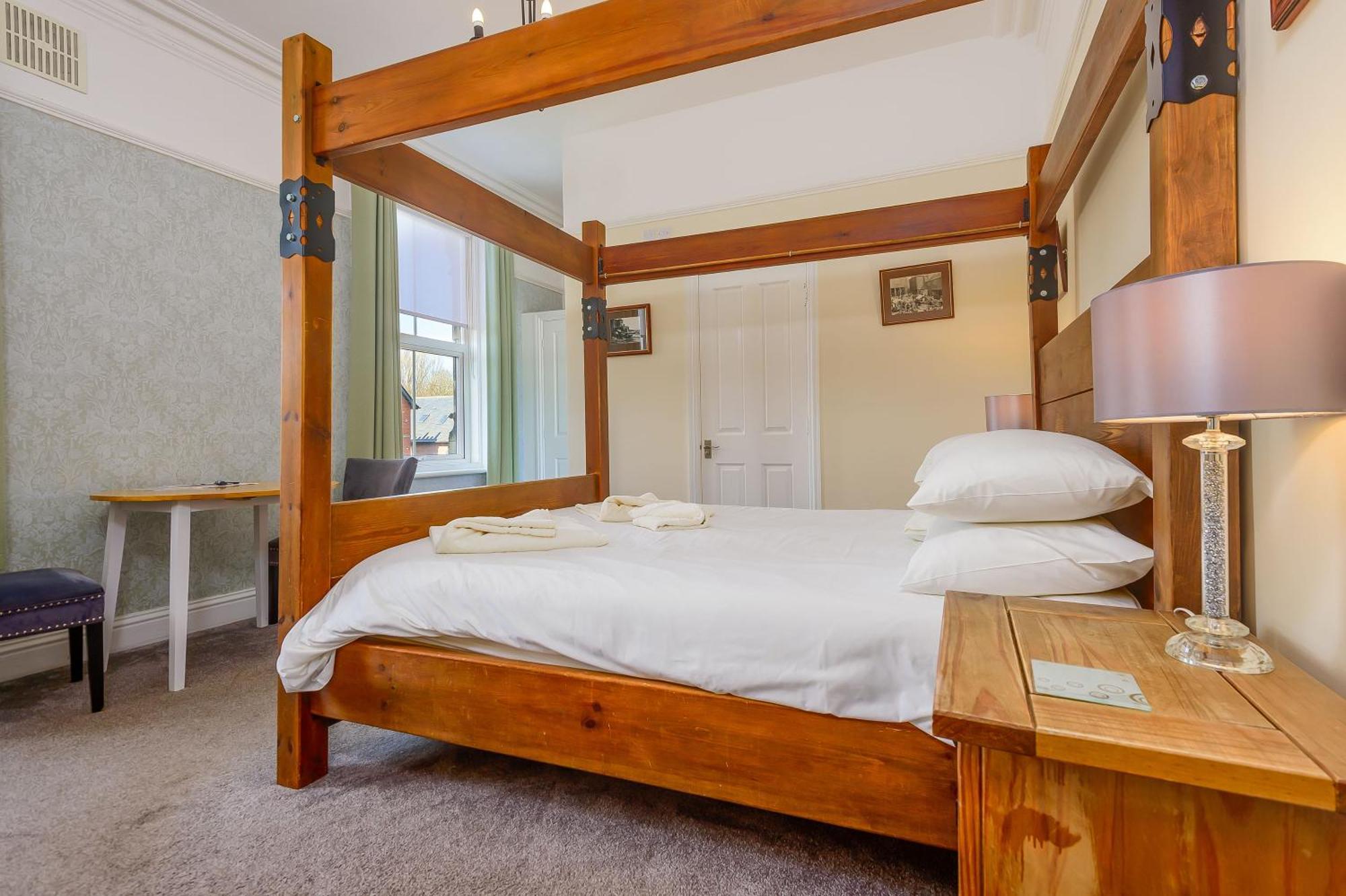 Bed and Breakfast Hillcrest Вітбі Екстер'єр фото